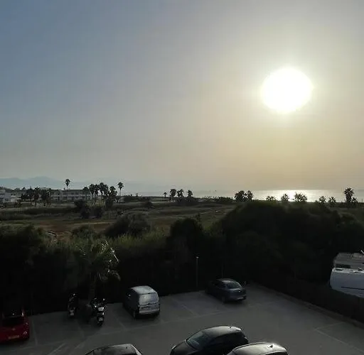 Nieuw: Bello Horizonte, House By The Sea